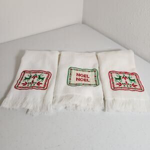 Fieldcrest Christmas Tea Finger Tip Towel White with Embroidered Red and Green